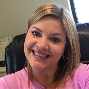 Meet your Posher, Allyson